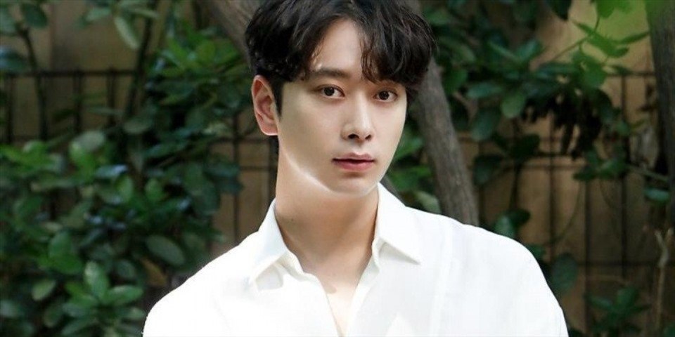 Chansung (2PM). Ảnh chụp màn hình Chansung (2PM). Ảnh chụp màn hình