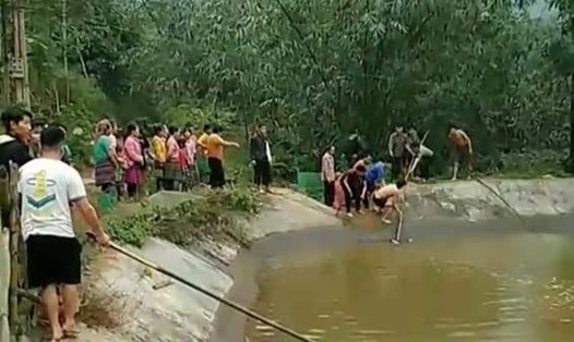 Hiện trường xảy ra vụ đuối nước thương tâm khiến 3 người tử vong ở Trấn Yên, Yên Bái. Ảnh: NDCC.