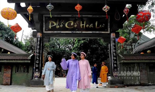Phố cổ Hoa Lư được tôn tạo và phục dựng lại tại phường Tân Thành, thành phố Ninh Bình. Ảnh: NT