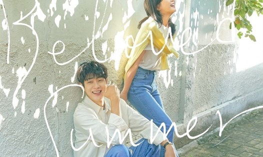 Diễn viên chính “Our Beloved Summer” tiết lộ mẫu người lý tưởng. Ảnh: Poster SBS.