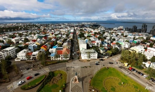 Iceland dự kiến sẽ dỡ bỏ hoàn toàn hạn chế COVID-19 trước ngày 14.3. Ảnh: AFP