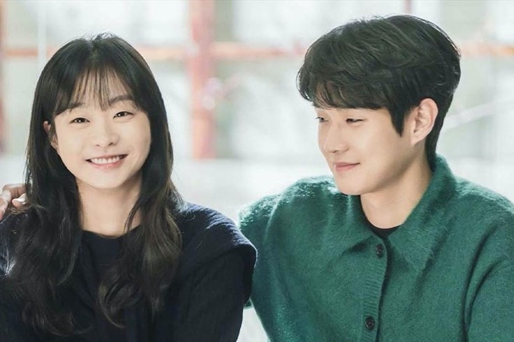 Choi Woo Sik, Kim Da Mi “Our Beloved Summer” được yêu thích nhất tháng