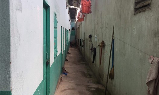 Một khu nhà trọ công nhân chật hẹp tại phường Long Bình, TP.Biên Hoà. Ảnh: Hà Anh Chiến