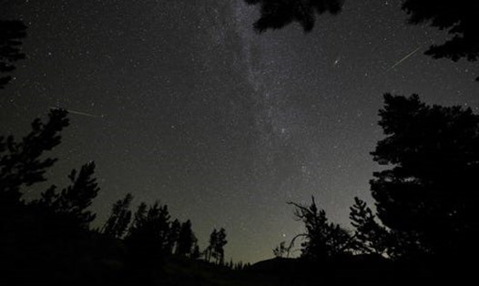 Mưa sao băng Perseid quan sát từ vườn quốc gia Rocky Mountain ở Colorado, Mỹ. Ảnh minh họa. Ảnh: AFP