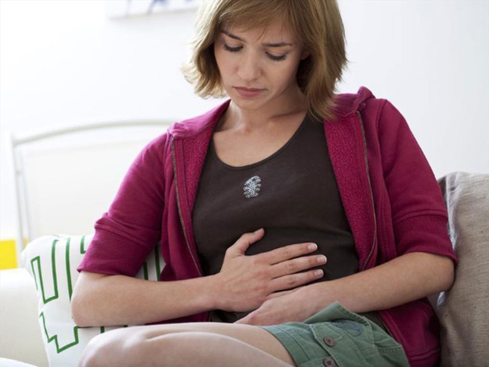 Đầy hơi, buồn nôn, tiêu chảy sau ăn là những dấu hiệu của ung thư dạ dày. Ảnh: Shutterstock