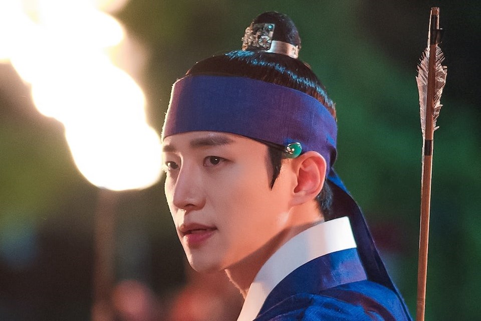 Lee Junho (2PM) được yêu thích sau thành công của “Cổ tay áo màu đỏ”. Ảnh: NSX. Lee Junho (2PM) được yêu thích sau thành công của “Cổ tay áo màu đỏ”. Ảnh: NSX.