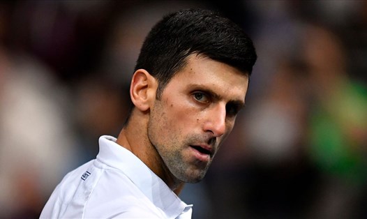 Novak Djokovic có nguy cơ phải trở về Serbia sau khi bị cấm nhập cảnh Australia. Ảnh: AO