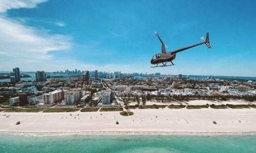 Tour du lịch bằng trực thăng khá phổ biến ở bang Florida, Mỹ. Ảnh: fly-miami.com