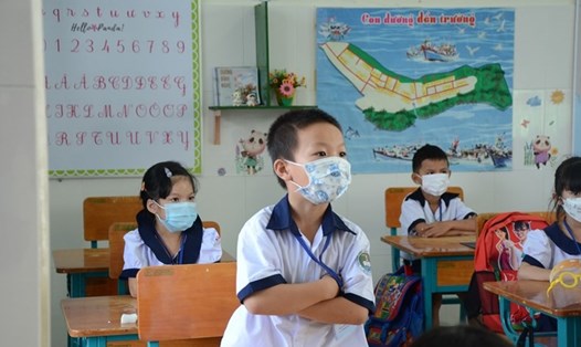 Học sinh nhiều tỉnh thành trở lại trường sau Tết Nguyên đán Nhâm Dần. Ảnh: Huyên Nguyễn