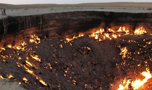 "Cổng địa ngục" ở Turkmenistan. Ảnh: AFP