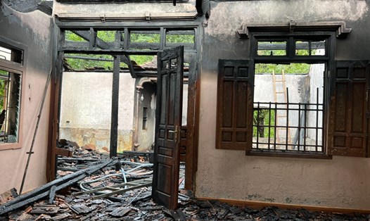 Nhà cô Phan Thị Trà - giáo viên trường Tiểu học Thanh Mai - Thanh Chương (Nghệ An) bị lửa thiêu rụi. Ảnh: QĐ