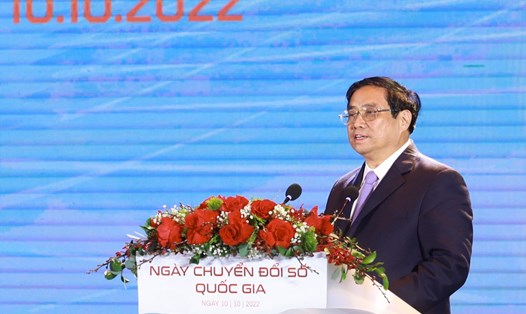 Thủ tướng Phạm Minh Chính phát biểu khai mạc ngày Chuyển đổi số quốc gia 10.10. Ảnh: N.H