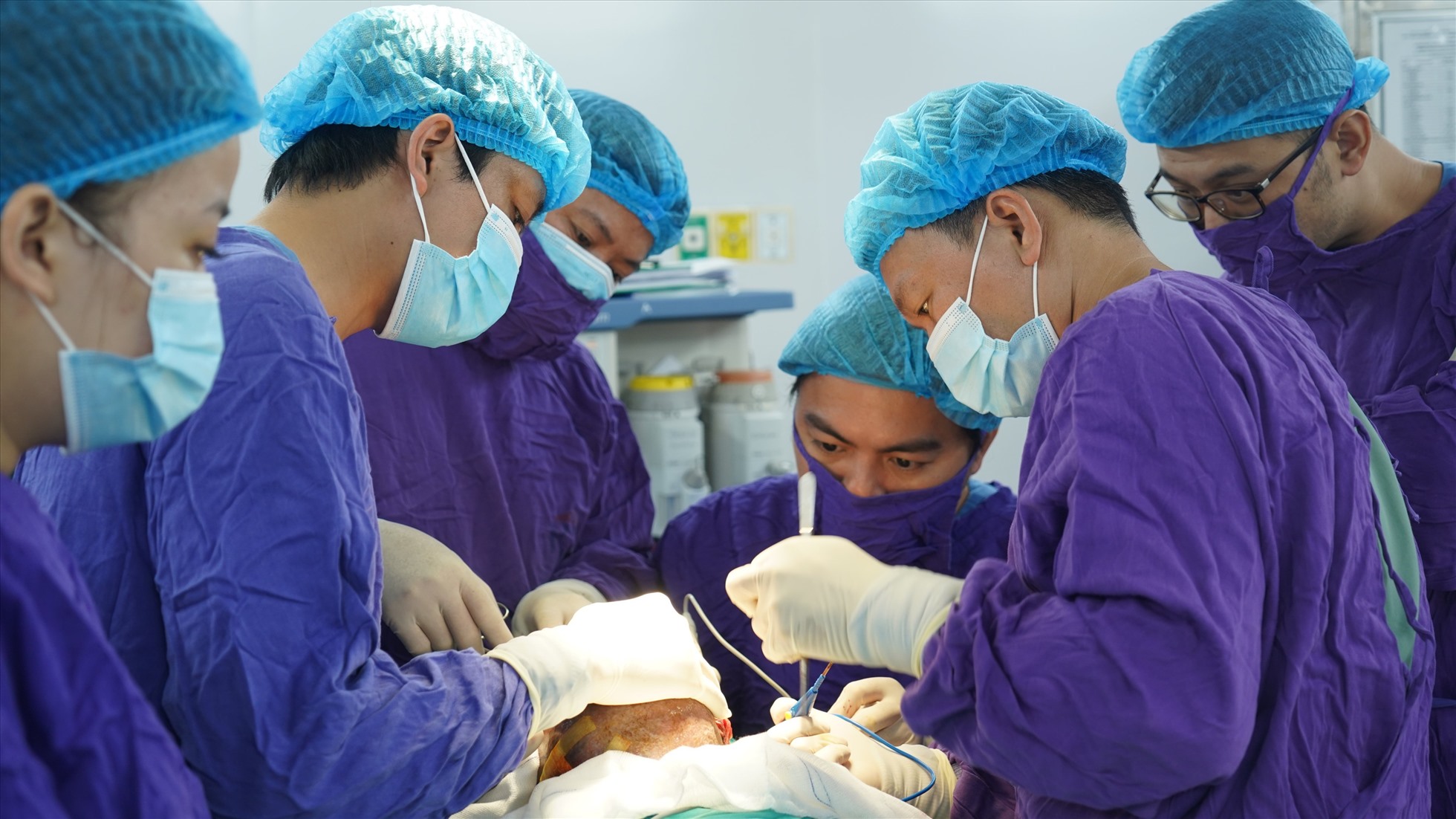 Tình trạng mắc mới và tử vong do ung thư ở Việt Nam đều đang tăng