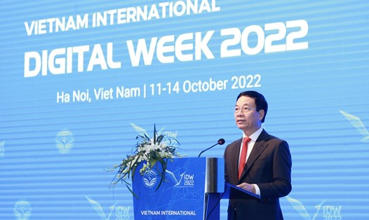 Bộ trưởng Nguyễn Mạnh Hùng phát biểu khai mạc Tuần lễ số Việt Nam 2022.