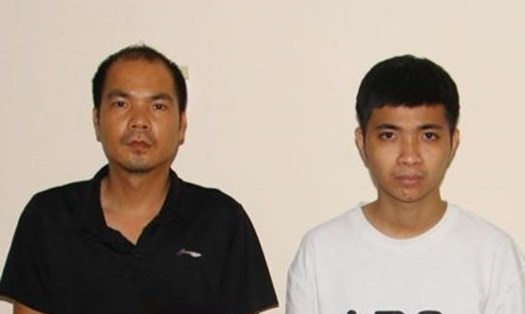 Hai đối tượng bị công an TP Thái Nguyên bắt giữ về tội trộm cắp tài sản. Ảnh: CATN
