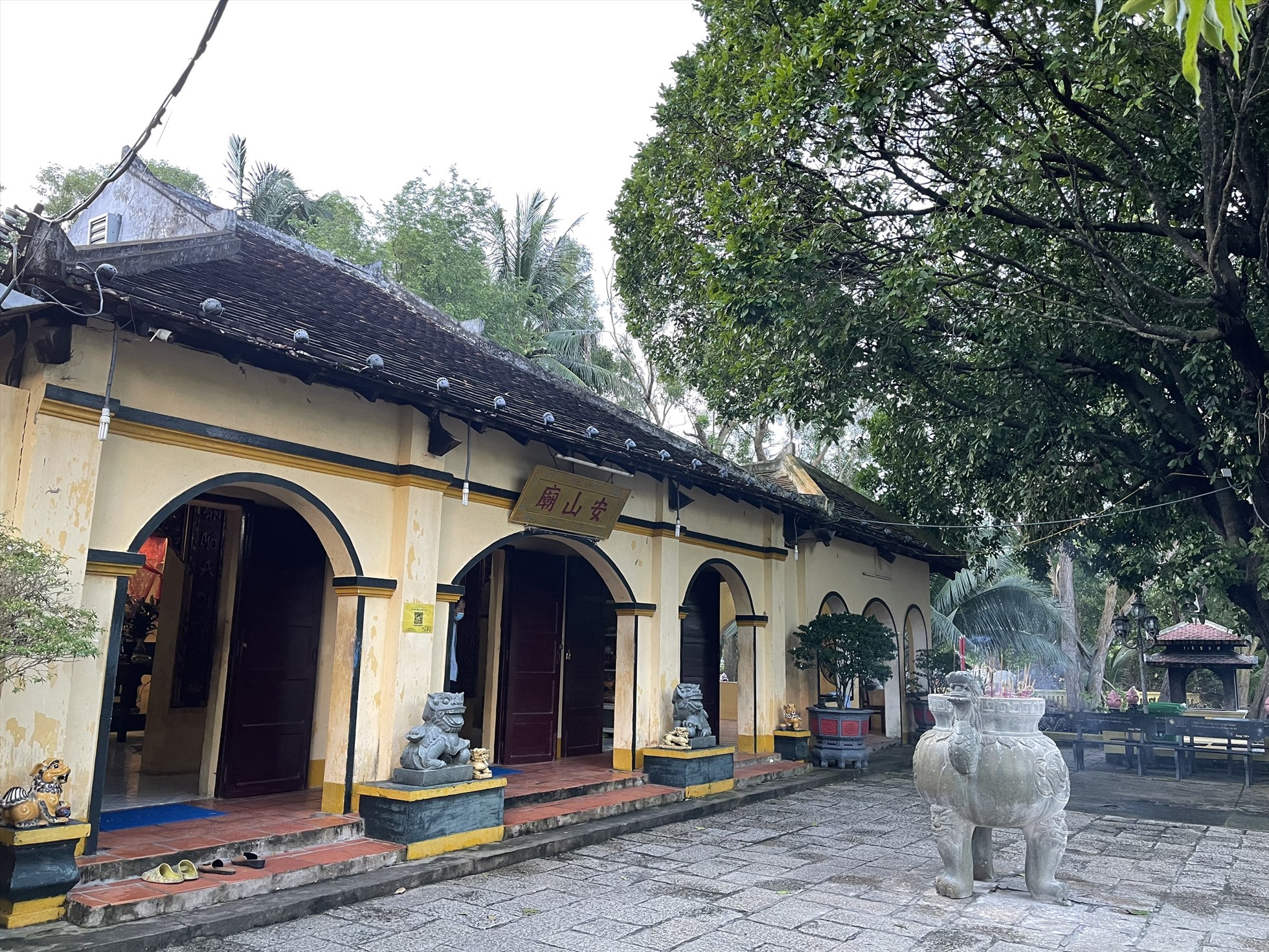 Miếu Bà Phi Yến tại Côn Đảo. Ảnh: Hải Minh