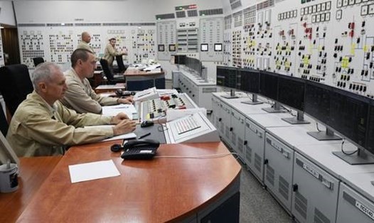Nhà máy điện hạt nhân lớn nhất Châu Âu thay đổi nguồn điện. Ảnh: Konstantin Mikhalchevsky