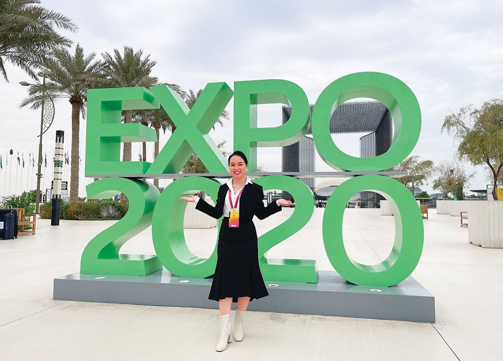 Ngày 27.12.2021, đại diện Vinanutrifood - Phó Chủ tịch Nguyễn Thị Diễm Hằng - cùng phái đoàn các doanh nghiệp Việt Nam trực tiếp sang Dubai để tham dự sự kiện Expo 2020. Ảnh: TL