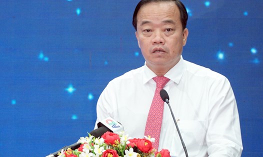 Chủ tịch UBND tỉnh Cà Mau Huỳnh Quốc Việt đánh giá cao sự đóng góp của doanh nghiệp. Ảnh: Nhật Hồ