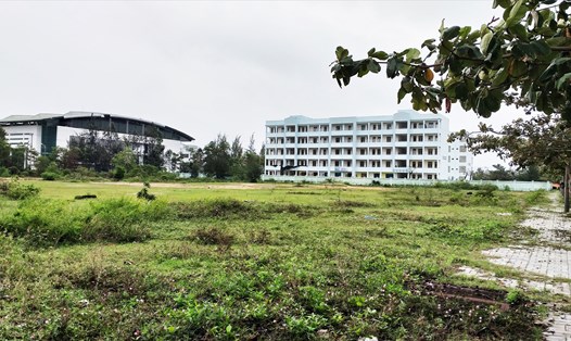 Dự án làng Đại học Đà Nẵng hơn 20 năm ì ạch, có lúc bị treo khiến người dân mòn mỏi chờ giải toả đền bù. Ảnh: ST