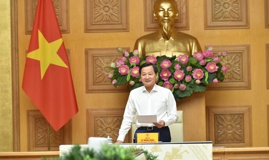 Phó Thủ tướng Lê Minh Khái yêu cầu sử dụng linh hoạt, hiệu quả các công cụ, biện pháp điều tiết giá. Ảnh: Quang Thương