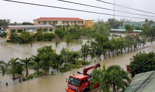 Cảnh báo nguy cơ ngập lụt tại một số địa phương ở Trung Bộ do mưa lớn.