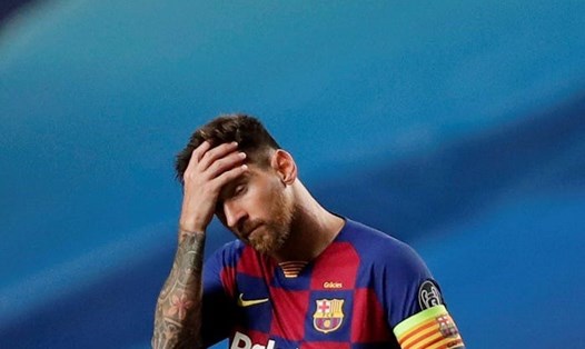 Messi bị cổ động viên Barca chỉ trích. Ảnh: Insider