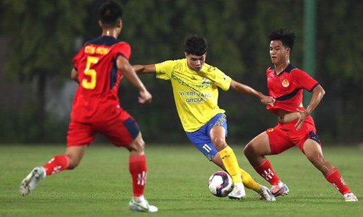 Vị trí Vàng Kon Tum dẫn đầu bảng A giải hạng Ba Quốc gia 2022. Ảnh: VFF