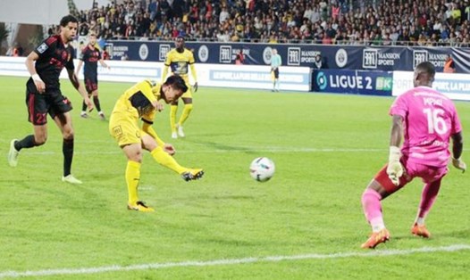 Quang Hải cần tiếp tục kiên nhẫn chờ cơ hội của mình. Ảnh: Ligue 2