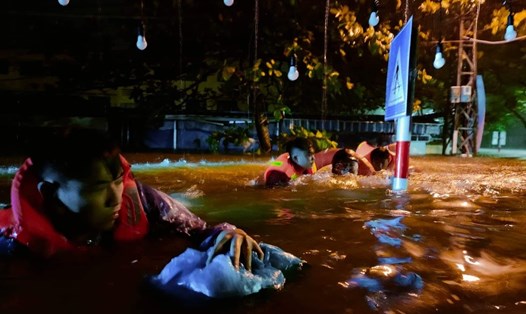 Đã có 4 người tử vong do mưa lũ ở Đà Nẵng. Ảnh: T.S
