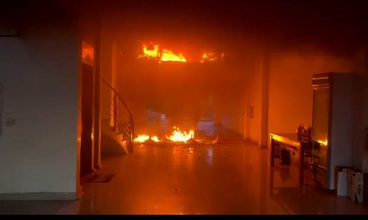 Vụ cháy xảy ra tại tầng lửng nhà nghỉ Ngọc Hân (huyện An Dương). Ảnh: CA Hải Phòng.