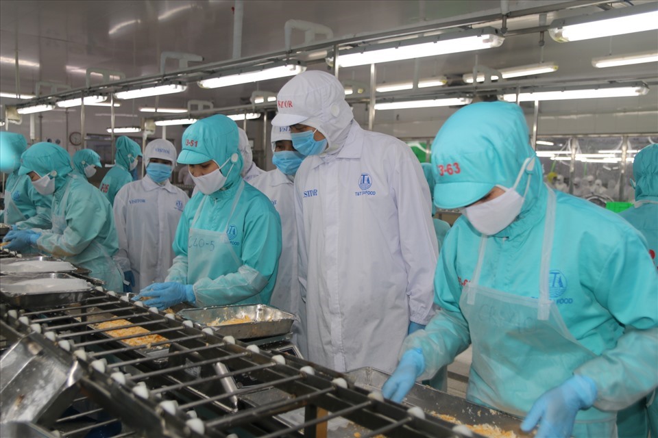 Nhu cầu lao động cuối năm ngành công nghiệp chế biến tiếp tục tăng cao. Ảnh: P.Linh