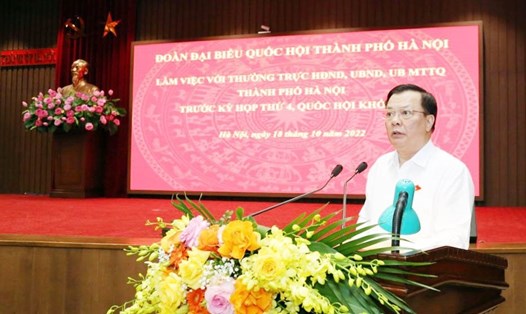 Bí thư Thành ủy Hà Nội Đinh Tiến Dũng phát biểu kết luận buổi làm việc. Ảnh: Viết Thành