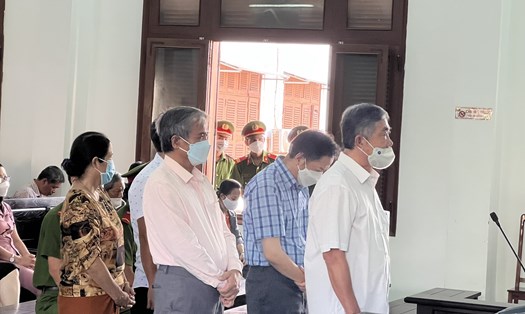 TAND tỉnh Phú Yên tuyên phạt 6 năm tù đối với cựu Phó Chủ tịch UBND Phú Yên - ông Nguyễn Chí Hiến.
