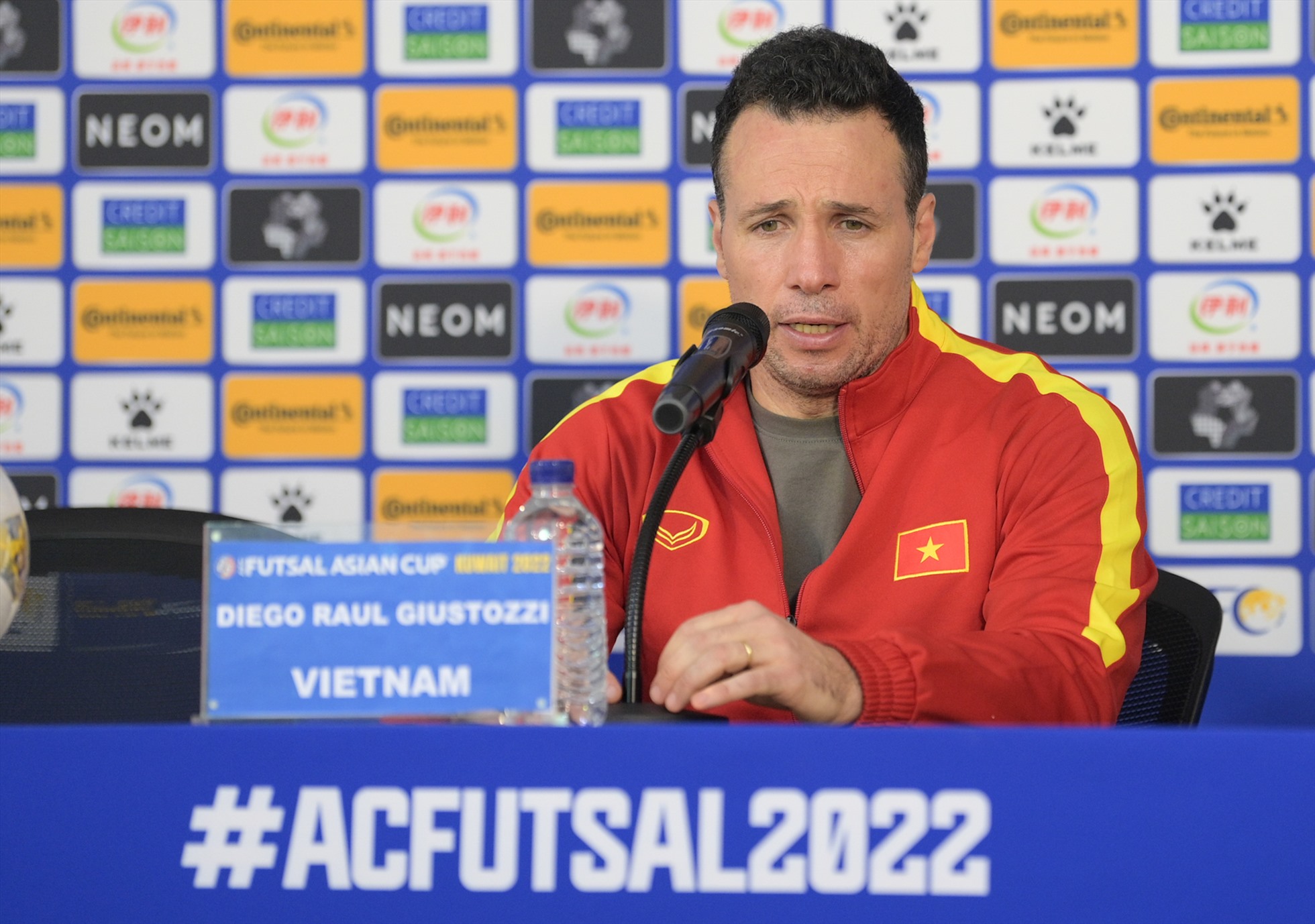HLV Giustozzi: Tuyển futsal Việt Nam phải tập trung cao độ ở tứ kết