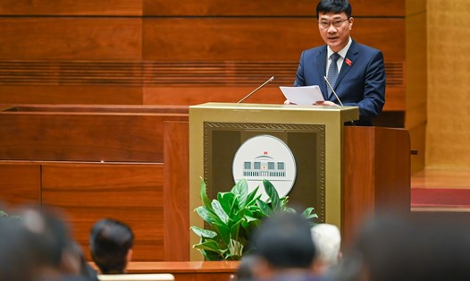 Chủ nhiệm Uỷ ban Kinh tế của Quốc hội Vũ Hồng Thanh phát biểu.