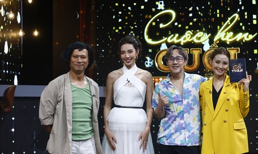 Hoa hậu Thùy Tiên và nam ca sĩ Trung Quân tham gia chương trình "Cuộc hẹn cuối tuần". Ảnh: VTV