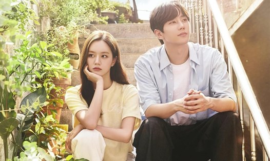 Phim mới của Hyeri, Lee Jun Young có nội dung nhân văn. Ảnh: Poster MBC.
