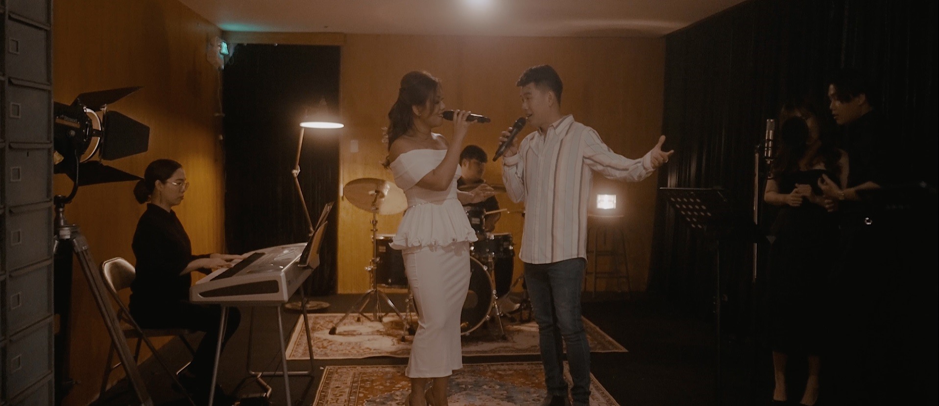 Phương Vy và Hồ Trung Dũng kết hợp. Ảnh: NSX.