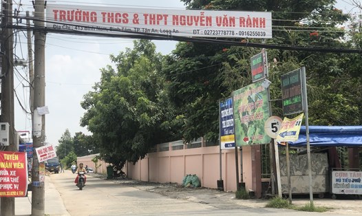 Trường THCS&THPT Nguyễn Văn Rành, nơi học sinh bị đánh tử vong đang học. Ảnh: An Long