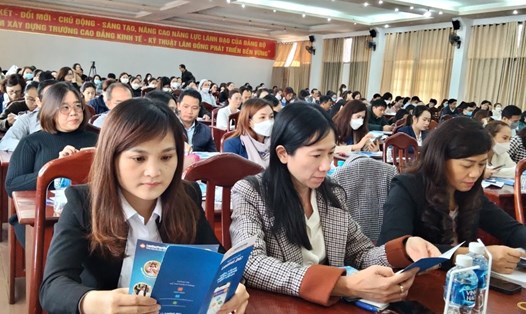 Liên đoàn Lao động tỉnh Lâm Đồng truyên truyền pháp luật liên quan đến lao động nữ cho hơn 1.500 người lao động. Ảnh: Đức Thiệm