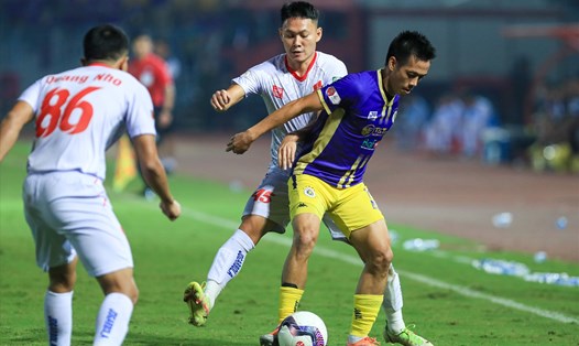 Hà Nội FC bị Hải Phòng và Bình Định rút ngắn cách biệt trên bảng xếp hạng. Ảnh: Minh Dân