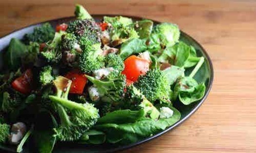Hãy giảm cân lành mạnh với năm loại rau giàu protein sau. Ảnh: Step to Health