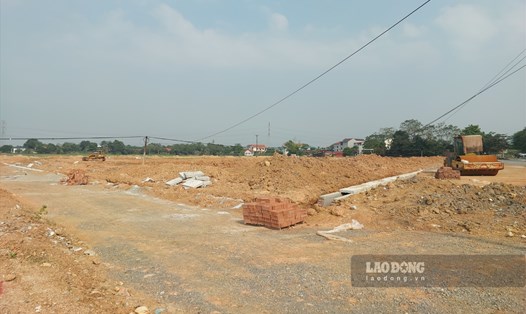 Hạ tầng kỹ thuật khu đấu giá đất tại khu 10, xã Lam Sơn (huyện Tam Nông), nơi có 48 trên 52 ô đất bị hủy kết quả đấu giá ngày 22.10. Ảnh: Tô Công.