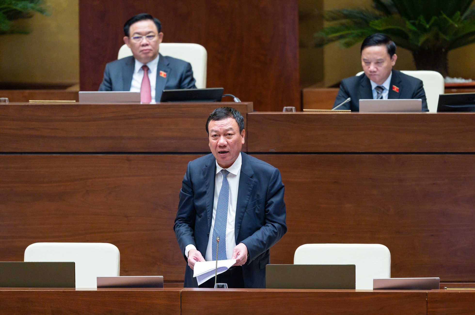 Tổng Thanh tra Chính phủ Đoàn Hồng Phong tiếp thu, giải trình ý kiến đại biểu Quốc hội.