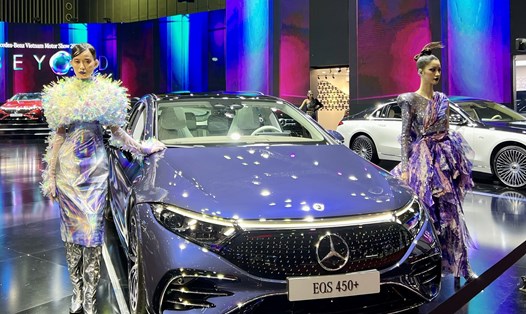 Sau thời gian chờ đợi, Mercedes-Benz Việt Nam đã chính thức ra mắt xe điện EQS tại triển lãm Vietnam Motor Show 2022. Ảnh: Lâm Anh.