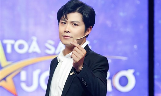 Nguyễn Văn Chung từ chối khi được gọi là “nhạc sĩ giàu nhất Việt Nam”. Ảnh: CTCC.