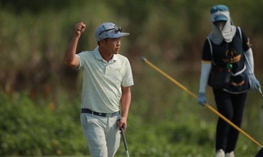 Nguyễn Hữu Quyết lần đầu giành danh hiệu tại VGA Tour cùng số tiền thưởng 180 triệu đồng. Ảnh: Golf News