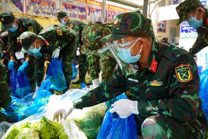 Sĩ quan Quân đội nhân dân Việt Nam là cán bộ hay công chức?