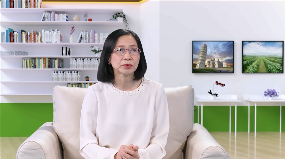 Bác sĩ tư vấn cách phòng ngừa và điều trị viêm ruột thừa. Ảnh: CTCC.